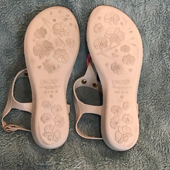 Oka B tan T-strap sandals with pink tassels, Size 9 - Picture 5 of 6